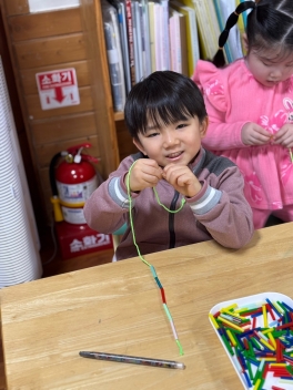 <미술> 빨대 목걸이 만들기
